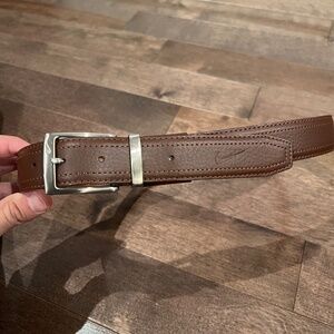 Nike G-Flex Brown Leather Belt Men’s Size 34 – Silver Buckle Stretch-Fit Golf /